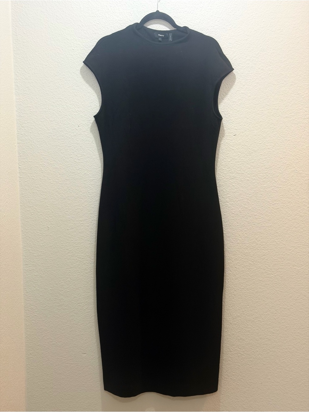 Theory Black Cap-Sleeve Sheath Dress